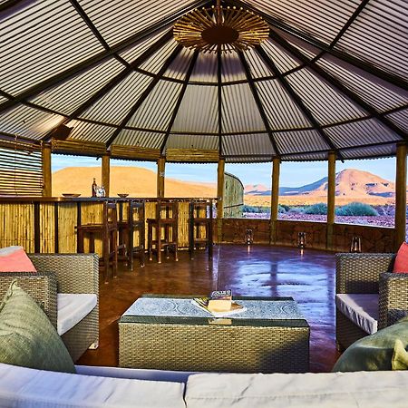 Etendeka Mountain Camp Damaraland Bagian luar foto