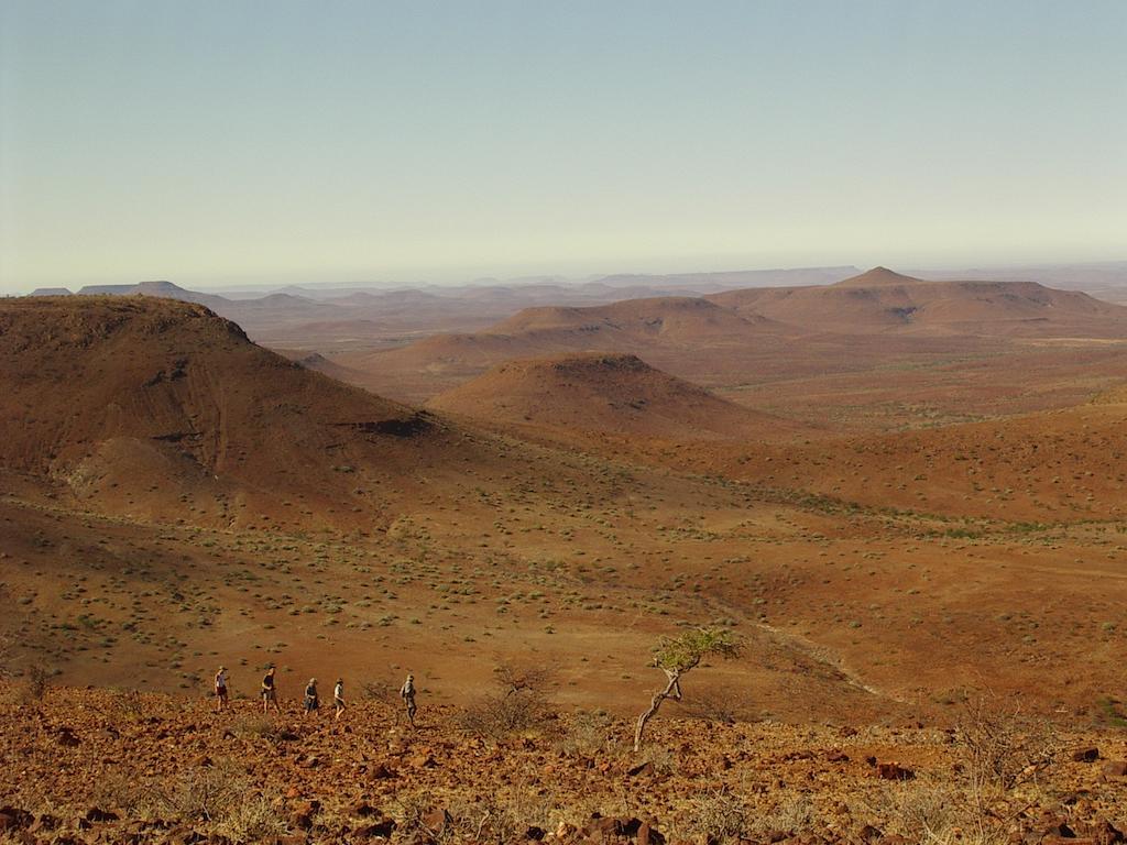 Etendeka Mountain Camp Damaraland Bagian luar foto