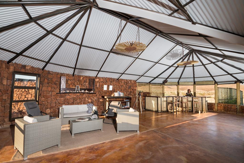Etendeka Mountain Camp Damaraland Bagian luar foto